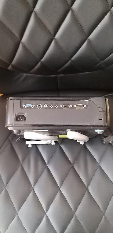 pc hisseleri: Toshiba TDP-SP1 DLP proyektor - Ekran texnologiyası: DLP (Texas — 4
