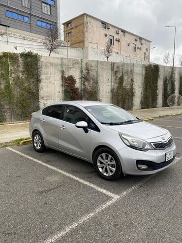 hybrid avtomobillər: DEPOZİT 1000 azn Kia Rio sedan – gümüşü rəng. - Geniş salonlu, şəhər — 3