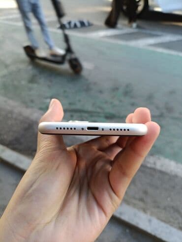 flashcard qiymetleri: IPhone 11, 64 GB, Ağ, Face ID — 3