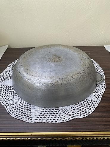 qab qaşiq: Döküm Çuğun Qazan Tava Böyük Ölçü, Qapaqlı. Sovetindir. İki Ədəd — 4