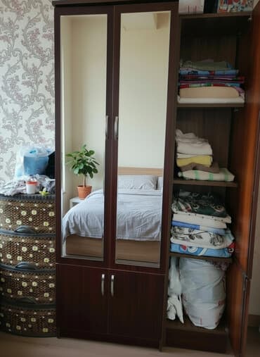 dolablar islenmis: İşlənmiş, 4 qapılı Düz dolab, Dolab-asılqan — 2