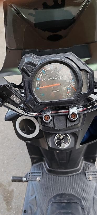 ford 7 1: - bmw 150, 150 sm3, 2022 il, 24000 km — 4