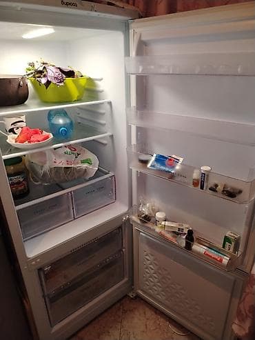 korpuslar: İşlənmiş 2 qapılı Biryusa Soyuducu Satılır, rəng - Ağ, Dolab içi — 4