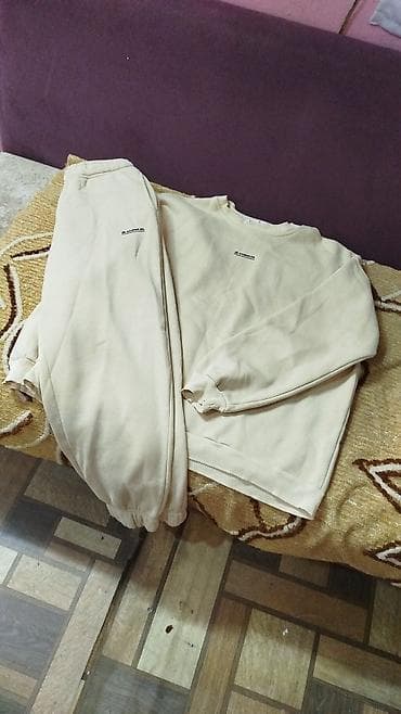 stringer alt geyimi: Bej rəngli unisex idman dəsti - Dəst: svitşört + şalvar - Rəng: açıq — 1