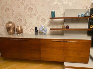 Divan və masa dəstləri: Tv Stend Ölçüləri: 4 m (uzunluq) × 48 sm (eni) × 153 sm (hündürlük) — 2