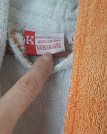 женские велюровые халаты: Məhsul: Pambıq xalatlar (2 model) 1) Narinci detallı naxışlı xalat - — 2