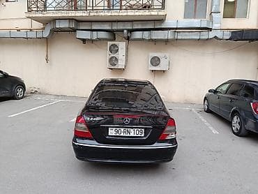 mercedes ceşqa: Mercedes-Benz E 240: 2.4 l | Sedan — 2