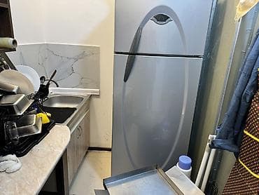 kuhna mebeli: Mətbəx mebeli və aksesuarları dəsti Tərkib: - 1 ədəd dairəvi küncləri — 8