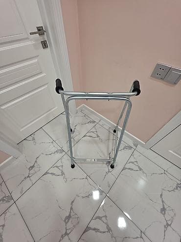 Gəzinti üçün yüngül metal “walker” (dəstək çərçivəsi) - Material — 2