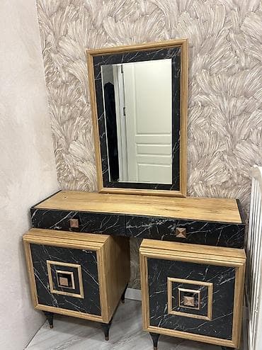 Güzgülü lalafo.az -da Güzgülü