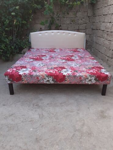 Məişət məhsulları: Kravat
Taza hazırı var 
Çatdırılma var — 1