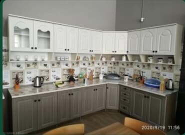 Künc yerləşimli mətbəx mebeli dəsti az işlənib təzə kimidir metresi lalafo.az -da Künc yerləşimli mətbəx mebeli dəsti az işlənib təzə kimidir metresi