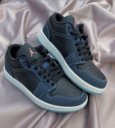 черные мужские мокасины: Məhsul: Nike Air Jordan Low idman ayaqqabısı - Rəng palitrası: tünd — 1