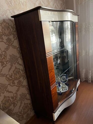 ikinci əl vitrinlər: Şüşəli dolab vitrini, İşlənmiş, Ödənişli çatdırılma — 1