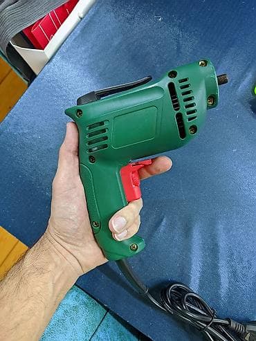 elektrik əl alətləri: Uralmaş Drel 400 Vt (patronsuz) Xüsusiyyətlər: - Güc: 400 Vt (korpus — 2