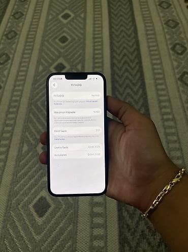 ipad 6 plus: IPhone 16e, 128 GB, Qara — 7