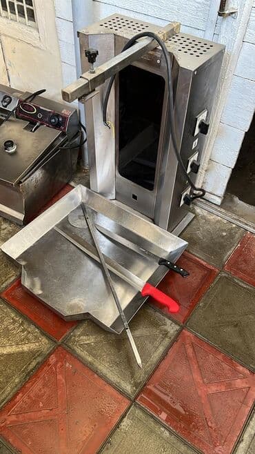 ət kotuyu: Restoran malzemeleri ; Klimalar, kameralar, 2 tane döner ocağı, kebap — 8