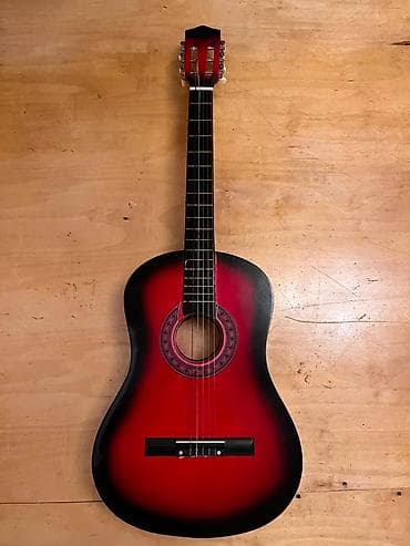 Bu gitara sərbəst öyrenmek üçün nəzərdə tutulan,classic gitardır — 5