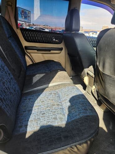 nissan xtrail t31: Nissan X-Trail – qızılı rəngli, 1-ci nəsil SUV Xarici: - Orijinal — 6