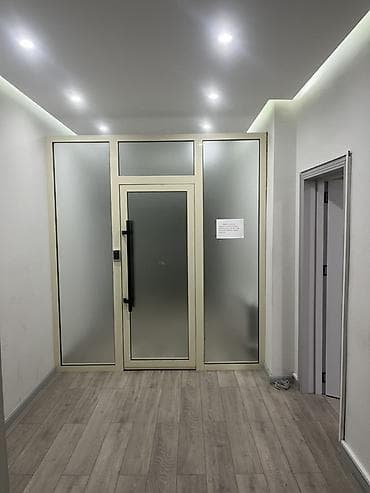 mebel materialı: Ofis 125 kv daxilində 4 otaq 1 mətbəx 1 tualetden ibarətdir — 9