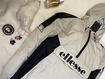 dini geyim: Ellesse anorak - Model: Ellesse yarım-fermuarlı kapüşonlu anorak - — 2