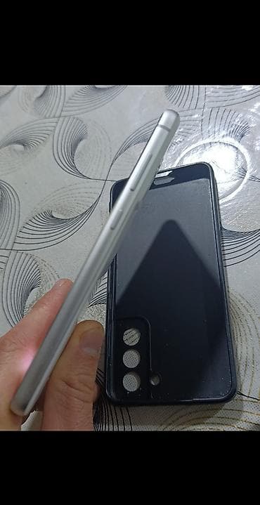 Məişət texnikası: Samsung Galaxy S21 FE — 3