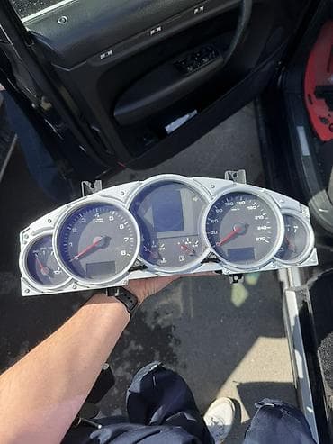 kuba ege 50: Porsche Cayenne (955/957), Orijinal, Almaniya, İşlənmiş — 1