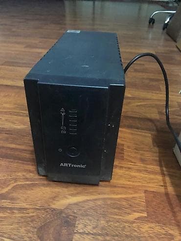 Masaüstü kompüterlər və iş stansiyaları: Ups satilir. Isleyir, problemi yoxdur — 1