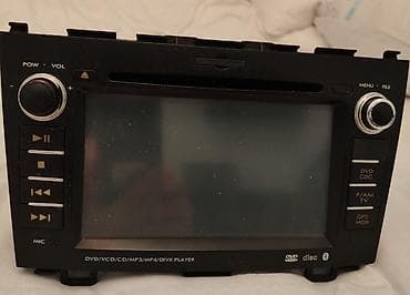 "Honda CR-V" (2007 - 2009) modelin monitoru. Təzə kimidi görünür