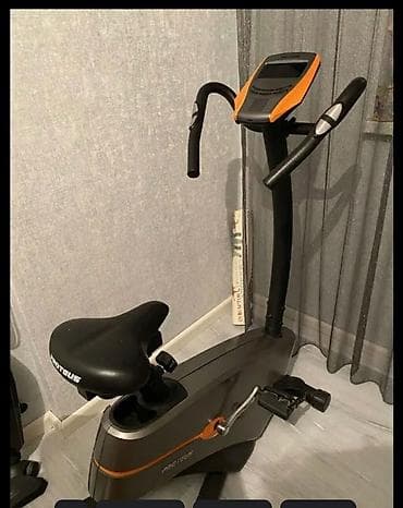 cube velo: Bu velosiped trenajoru evdə idman etmək üçün əla seçimdir. Monitoru — 1