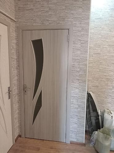 qapi alan: Otaq qapıları – müasir dizayn - Model: dekorativ şüşəli və relyefli — 1