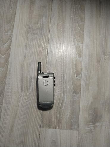 nokia 8800 art: Motorola цвет - Серебристый, Кнопочный — 3