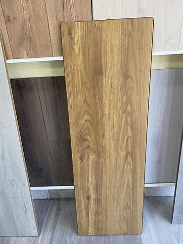 laminat usdasi: Laminat yeni geldi rusiya isdesali. 
8 lik kivadrati 12 m — 3