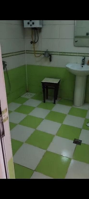 badamdarda kirayə ev: *Xirdalanda boyuk heyetli 2mertebe ev kiraye verilir vazin arxasinda — 4