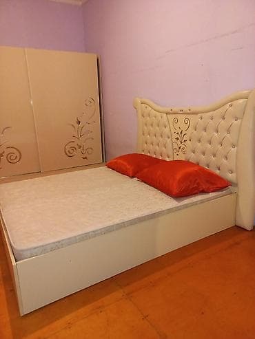 real boya: Yataq otagi dəsti. normal vəziyyətdədi. real aliciya endirim olacaq — 1