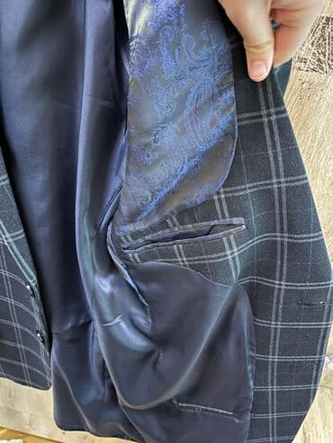 tek pencek: Tək pencək satıram. Ancaq watcapp — 2