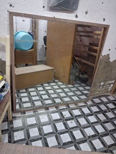 Tibbi çarpayılar: Salon mebeli hamsi birlikde 100manat — 1