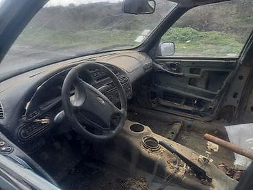 şuadan qoruyan eynək: Hidrogücləndirici, Chevrolet, NIVA, 2011 il, İşlənmiş, Ünvandan götürmə — 5