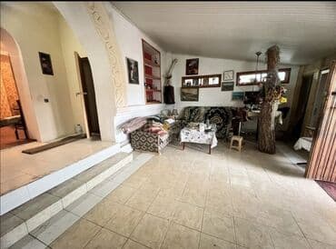 qəbələdə evlərin qiyməti: Şimali Qres qəsəbəsində 2 mərtəbəli binanın 1 mərtəbəsində 2 otaqlı 3 — 7