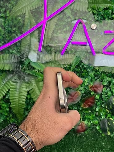 nokia 8910 i: IPhone 16 Pro, 128 GB, Natural Titanium, Face ID, Sənədlərlə — 6