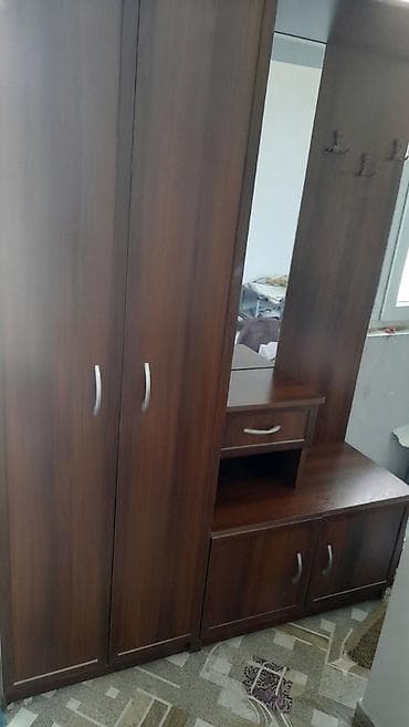 dolab skaf: İşlənmiş, 2 qapılı, Güzgülü, Qəhvəyi, Açılan, Düz dolab — 1