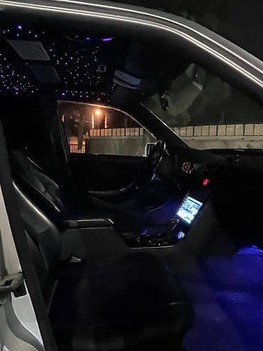 kia sed: Model: C230 (W202) Mühərrik: 2.3L, 4 silindr (M111 motoru) Güc — 5