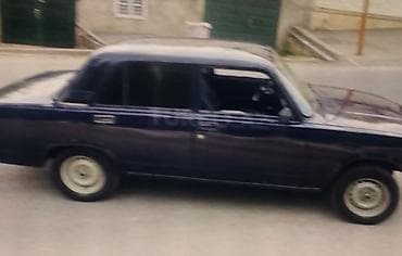 prius arxa: VAZ 2107 sedan – tünd mavi rəng, 4 qapı, arxa ötürücülü klassik kuzov — 4