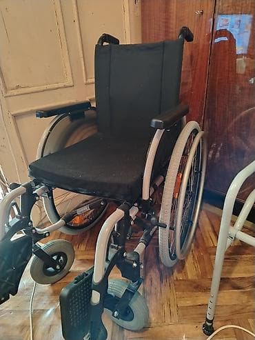 Mexanik əlil arabası - Tip: İtələmə ilə idarə olunan, özünüidarə üçün