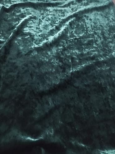 Digər ev dekoru: Tünd yaşıl rəngli məxməri parça. 160*2,50 olçudə - Material: məxmər — 1