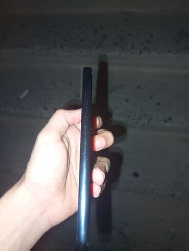 telefon samsung a8: Samsung Galaxy A05, rəng - Qara, Qırıq — 2