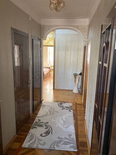 köhnə tikili bina evləri: Bakı, 3 otaqlı, Köhnə tikili, m. Memar Əcəmi, 80 kv. m — 10