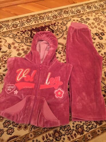 Üst geyimləri: Türkiyenindi 3 yaşa geyinilmeyib materialı çox qeşengdi — 1