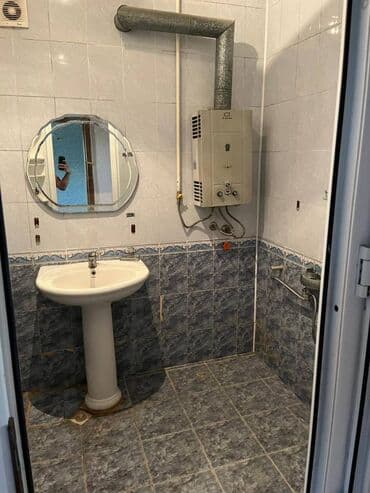 kirayə evlər gunluk: Mənzil kirayə verilir. ev tam dolu verilir. Kombisi suyun ayrıca — 2