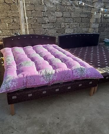 Çarpayı
Taza hazırı var
Çatdırılma münasib qiymata 
Yun döşak 60 manat